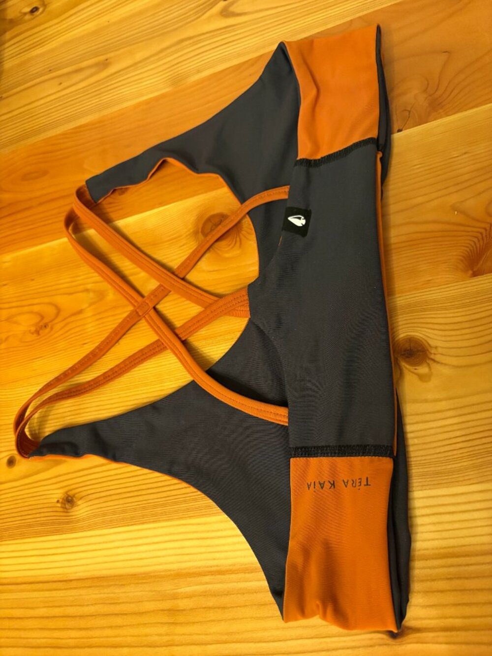 Tera Kaia Toura Low Cut Bra size 8 - Picture 2 of 3